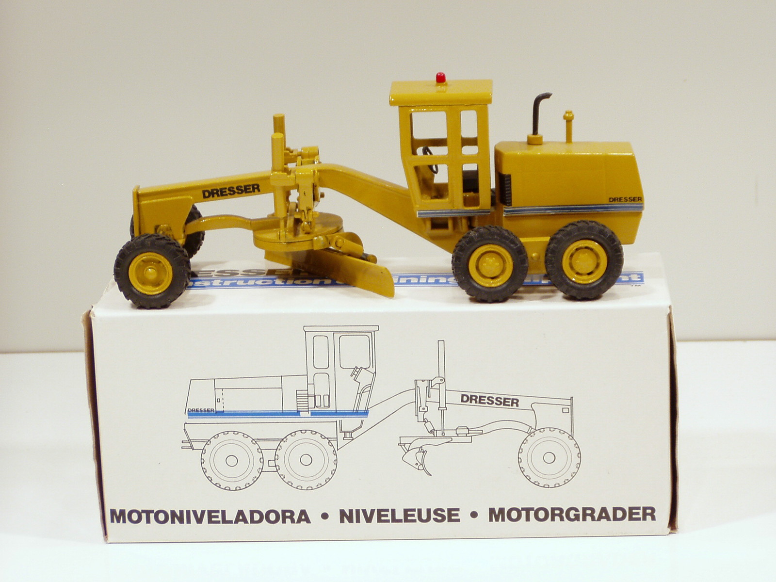 Dresser A450E Grader – 1/50 – Minimac #M-9.1 – MIB
