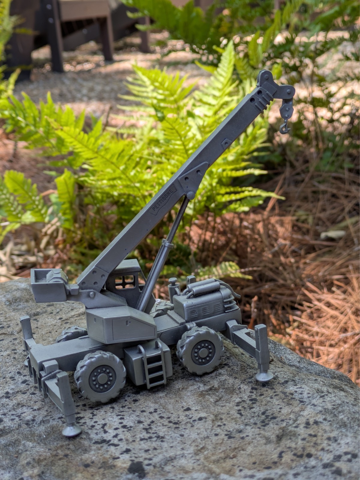 Pewter Model Construction Equipment – Pettibone Mobile Crane