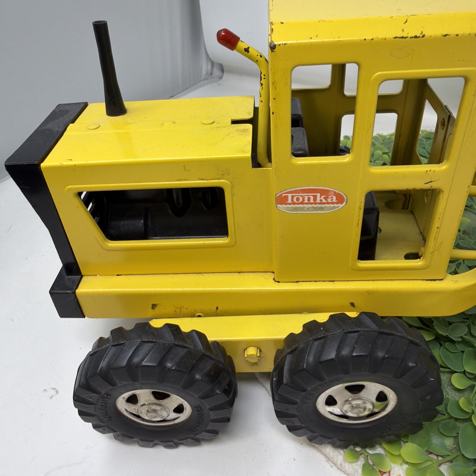 Vintage 1960s Tonka Yellow Road Grader Rolled Pressed Steel 17&Prime;