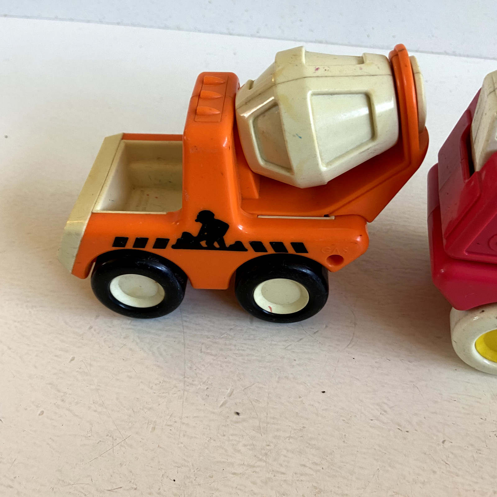 1987 Tonka Cement Mixer Truck Plastic Fire Engine Toddler Toy Ambulance Steel