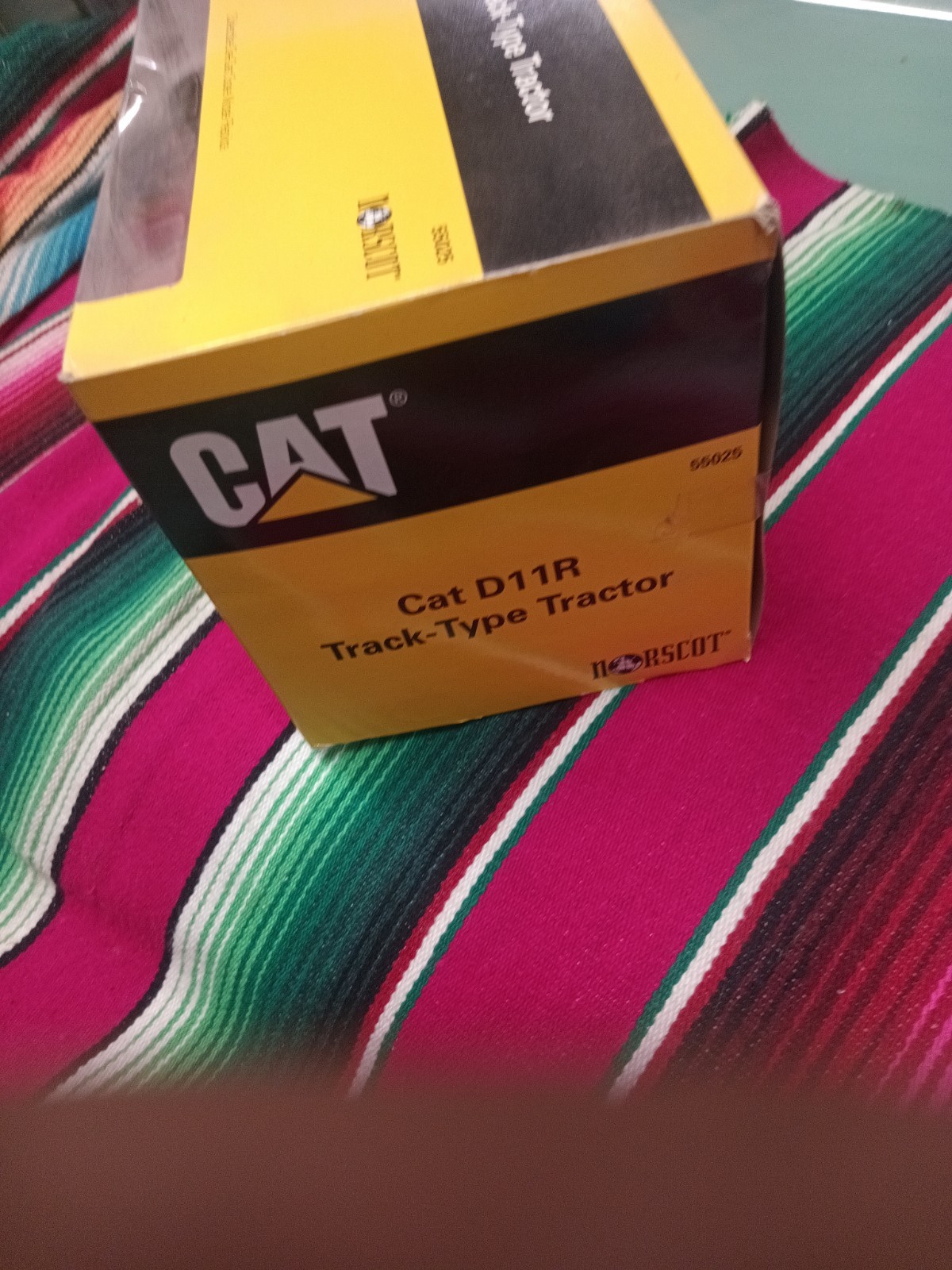 Caterpillar D11R Track Type Tractor 1:50 Scale NIB 1999 Model 55025 Collectible