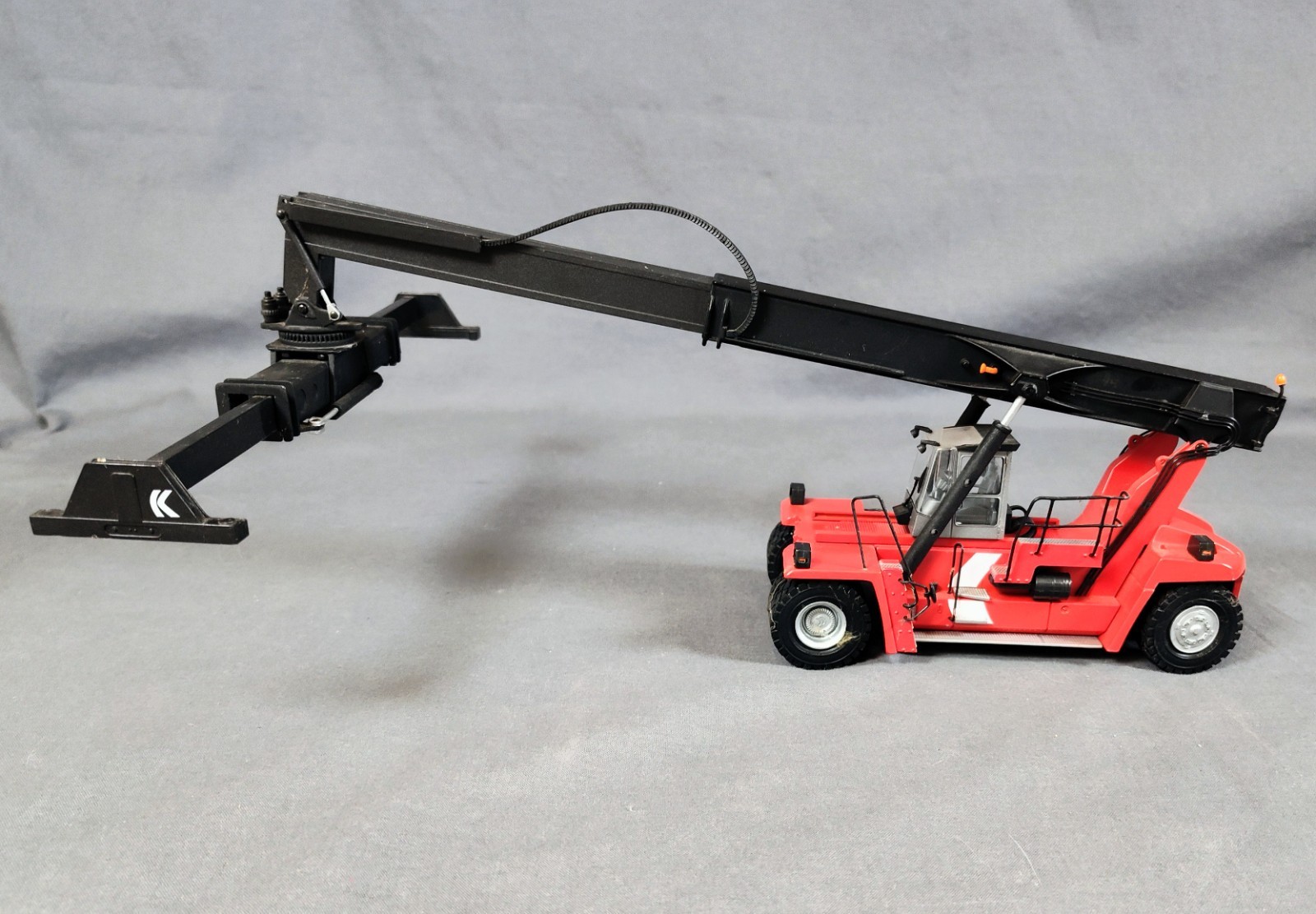 RARE Motorart Kalmar ContChamp 1:50 Diecast Container Stacker Germany