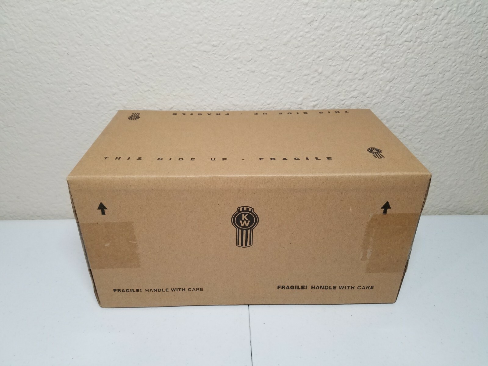 Kenworth K200 2.3 Cab Prime Mover – Membreys Drake 1:50 Scale Model #Z01443 New