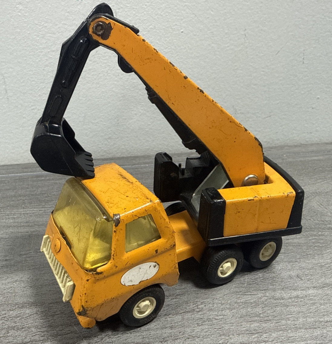 Vintage 1970s Tonka 55010 Toy Metal Excavator Backhoe 5.75&Prime; Antique Truck