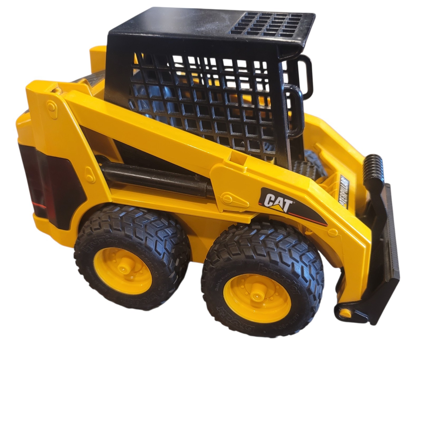 CAT & Deere 1 Diecast Construction Vehicles Lot – Loaders, Excavators, Yellow