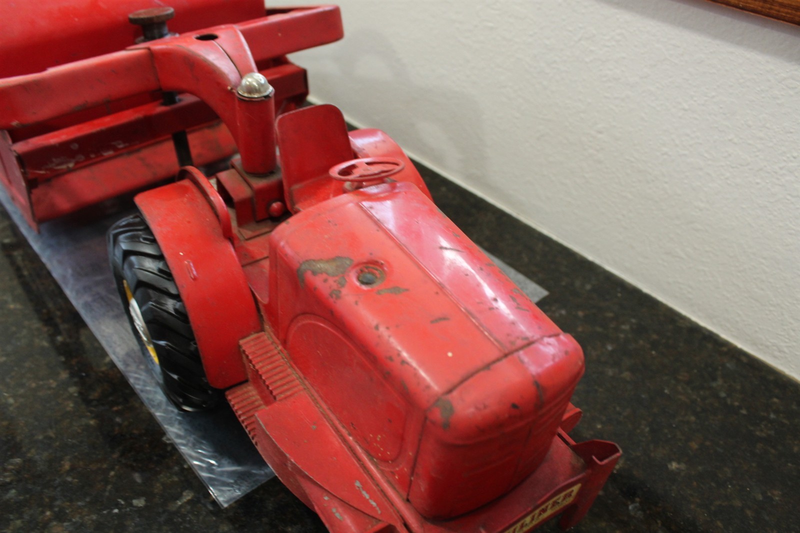 Vintage Toy Earth Mover Red 29&Prime; Long Ca. 1950&rsquo;s by Model Toys Doepke Heiliner