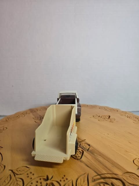 1979 Brown Tonka Running Stables Truck and Trailer Model 812888A and 806703