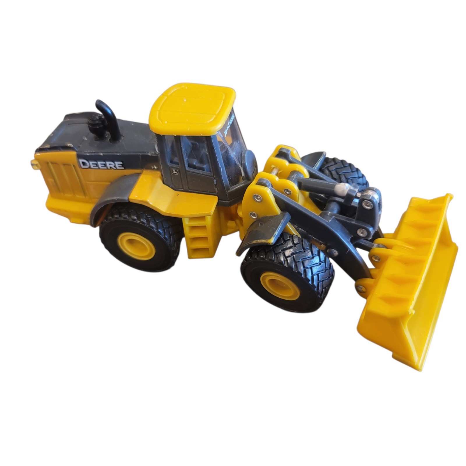 CAT & Deere 1 Diecast Construction Vehicles Lot – Loaders, Excavators, Yellow