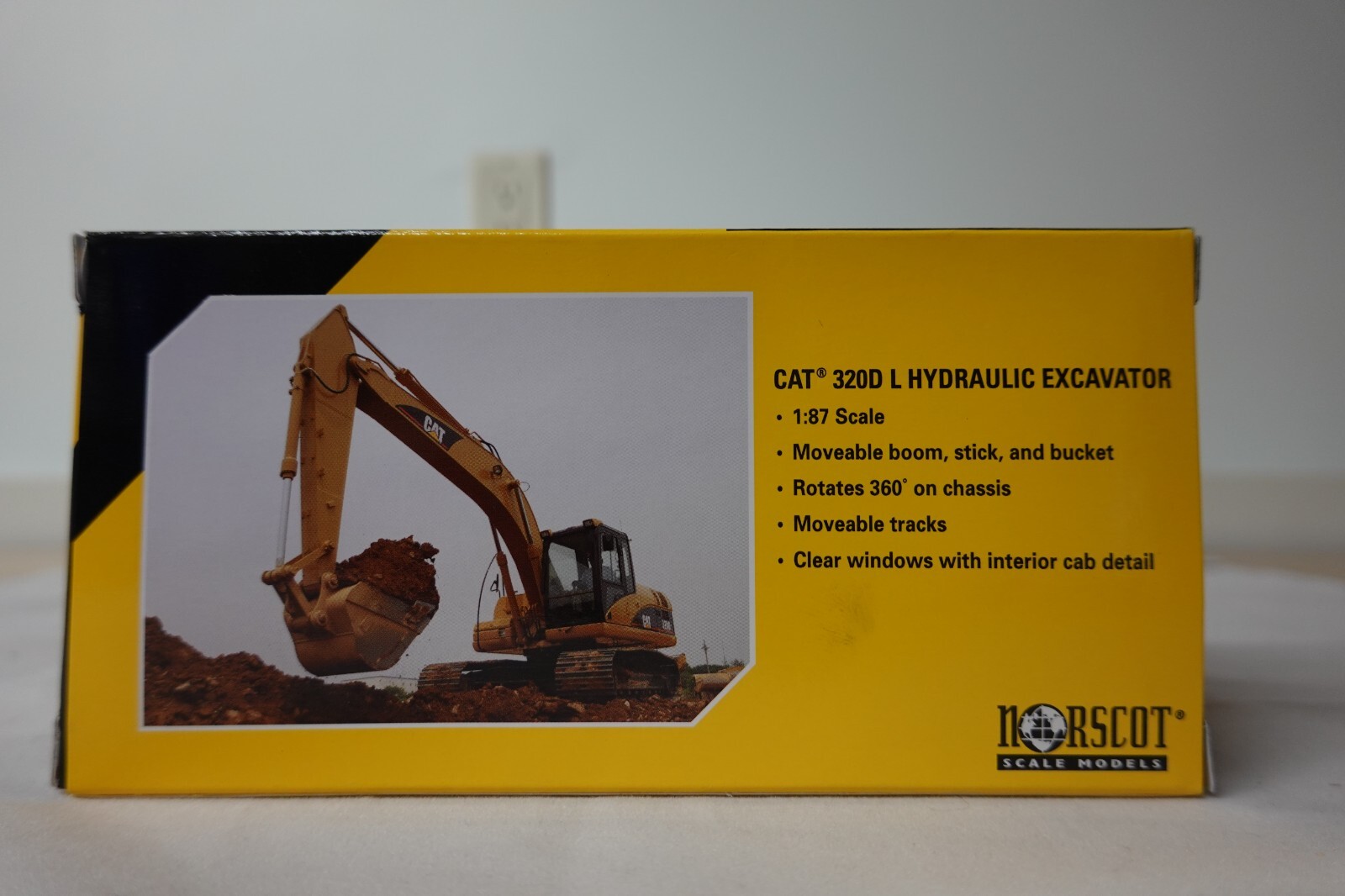 NORSCOT 55262 CAT 320D L HYDRAULIC EXCAVATOR 1:87 SCALE N.I.B