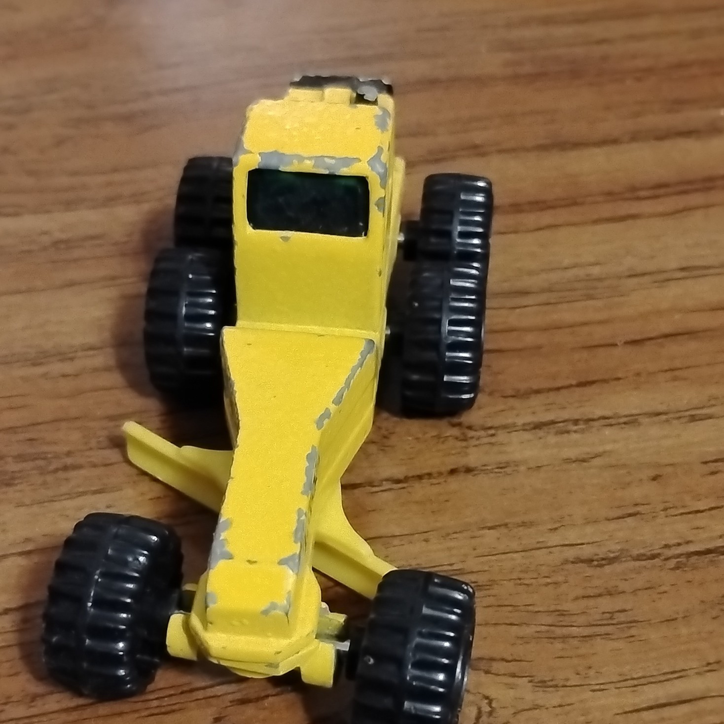 Tonka mini Road Grader 1994, scale 1:64 