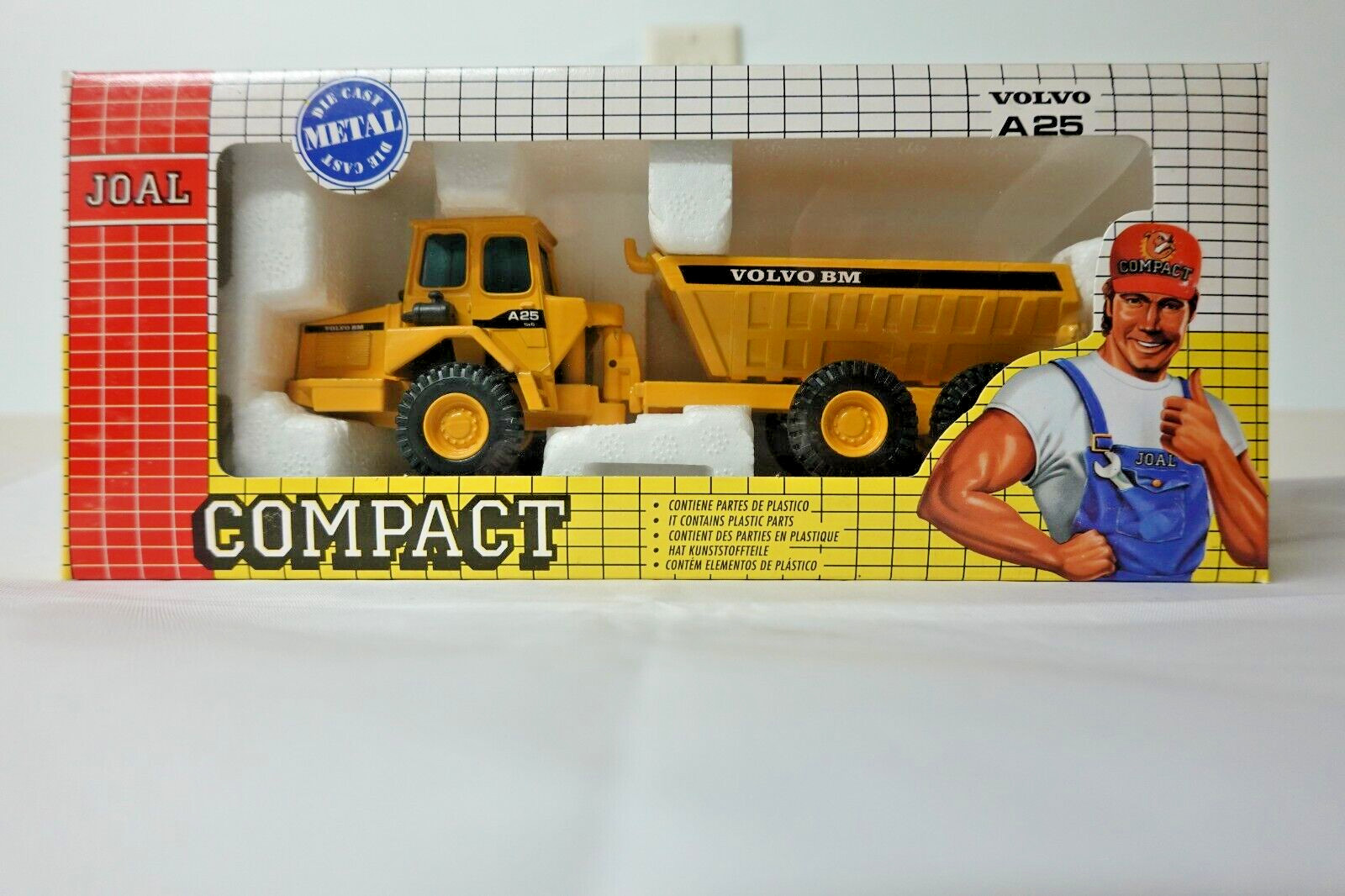 JOAL 231 Volvo BM A25 Articulated Dump Truck 1:50 Scale