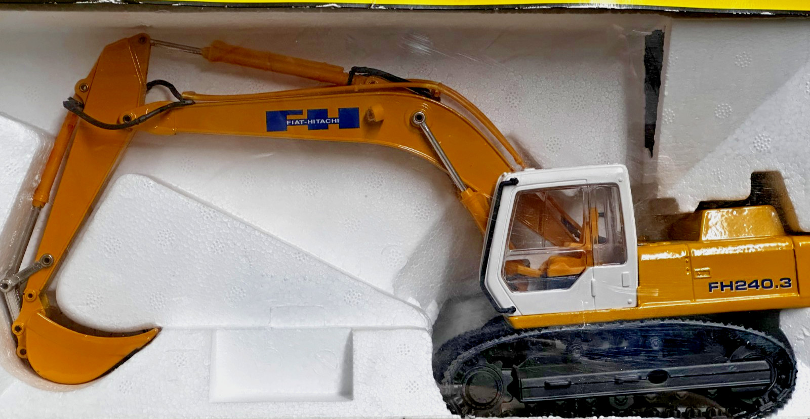 ROS Agri Tec Model BULDOZER / EXCAVATOR / WHEEL LOADER Die Cast 1:32 Play Set