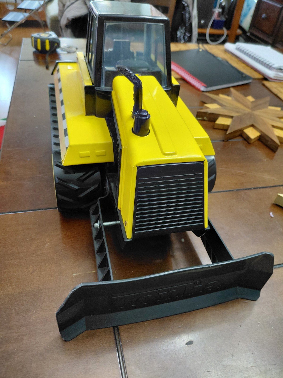 Vintage 1999 Tonka 738 Black And Yellow Bulldozer Metal And Plastic