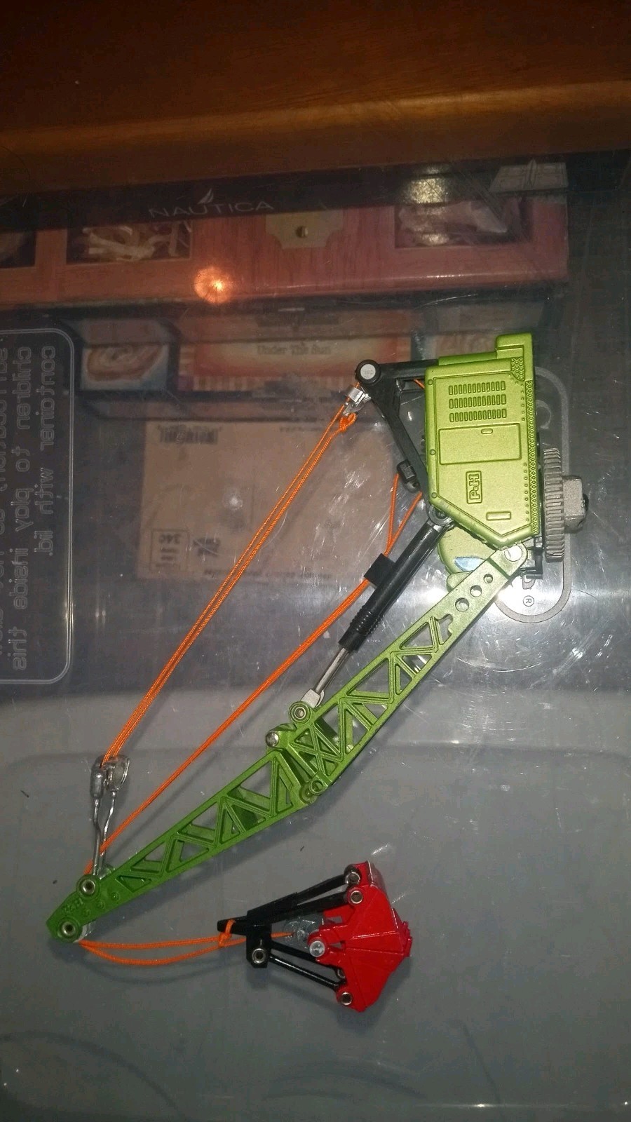 Vintage Die-Cast KOBE 670-TC P&H Truck Crane Crawler 1:64