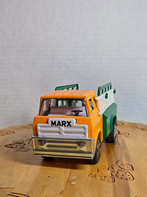 Vintage original 1971 Louis Marx Co. Stake Bed utility truck with ladder