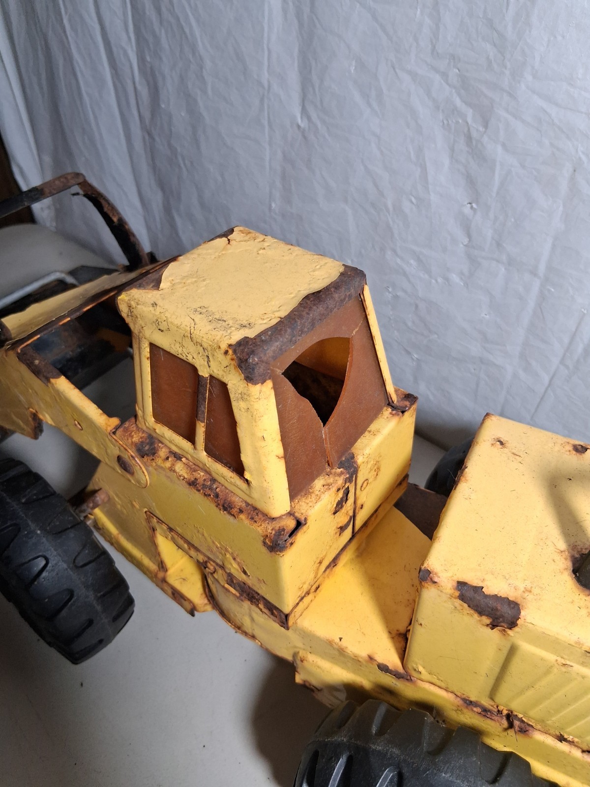 Vintage Tonka Pressed Steel Loader – Fixer Upper / Restoration Project – As Is