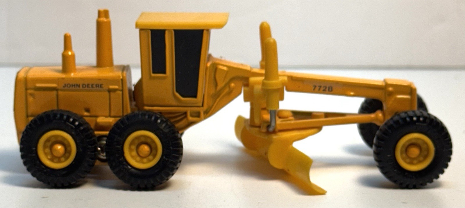 Vintage ERTL John Deere 772B Diecast Motor Grader Heavy Equipment