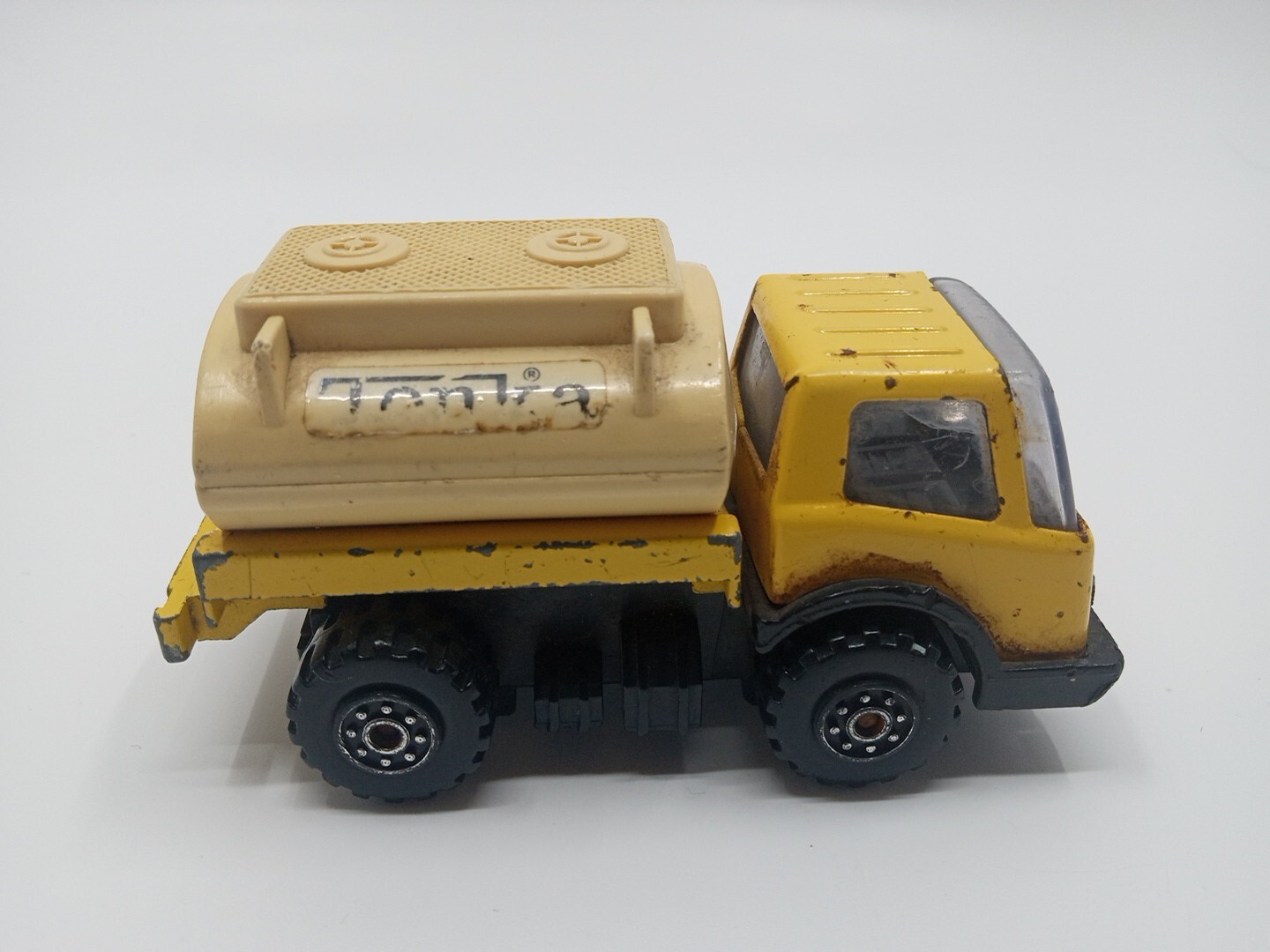 Vintage TONKA Yellow Fuel Tanker Truck – Made In Japan – Metal and Plastic