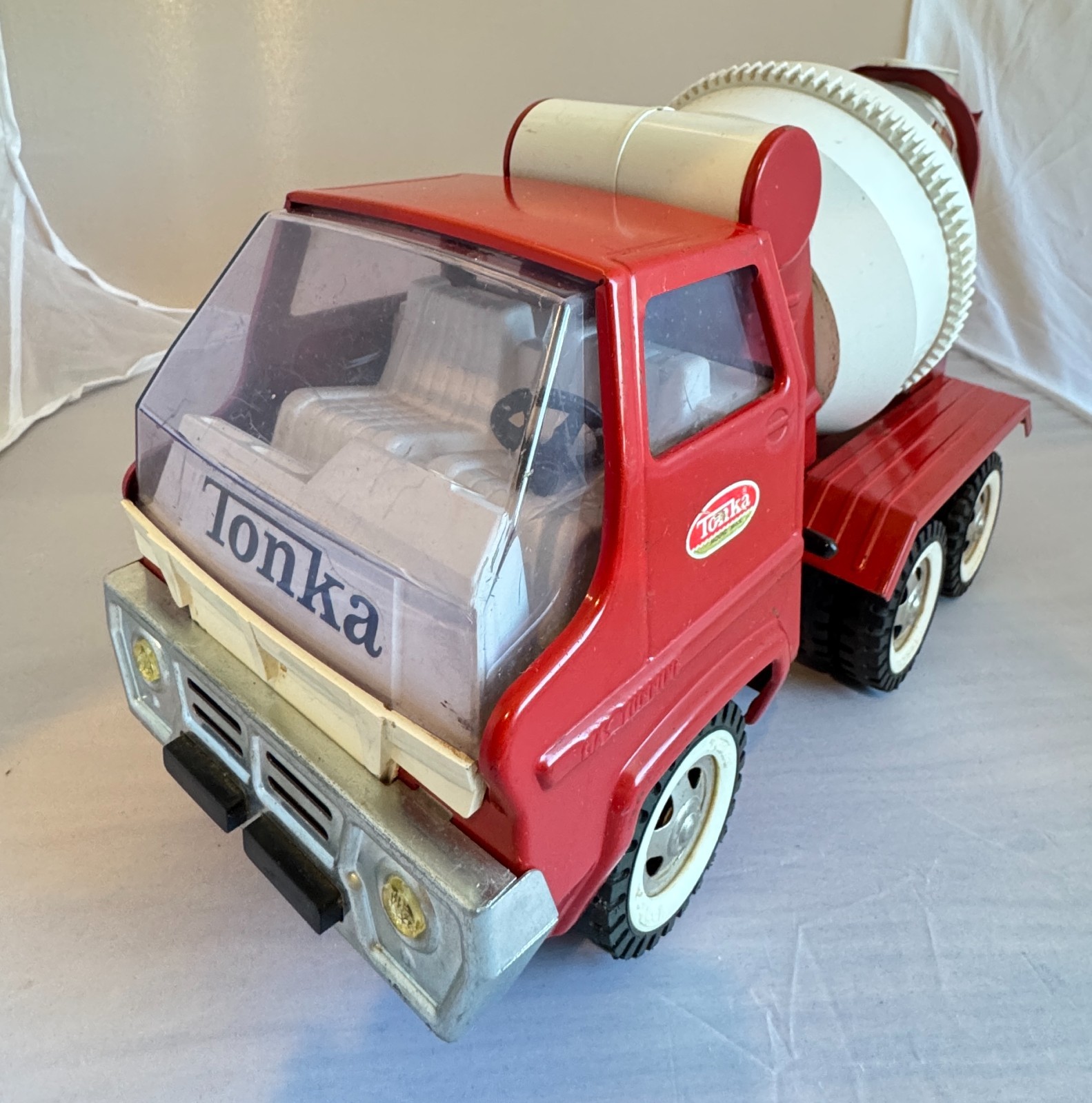 1970&rsquo;s TONKA CEMENT MIXER CONCRETE Pressed Steel Truck – Very Clean