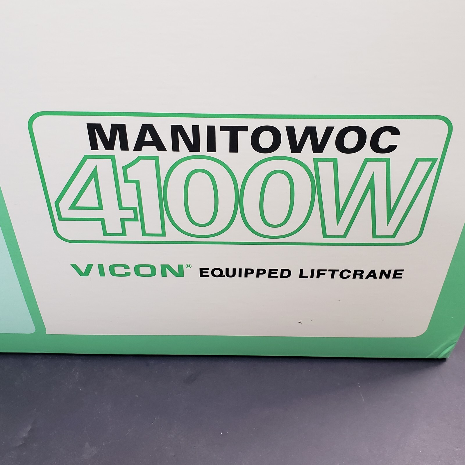 TWH Collectibles Manitowoc 4100W Vicon Equipped Liftcrane ORANGE