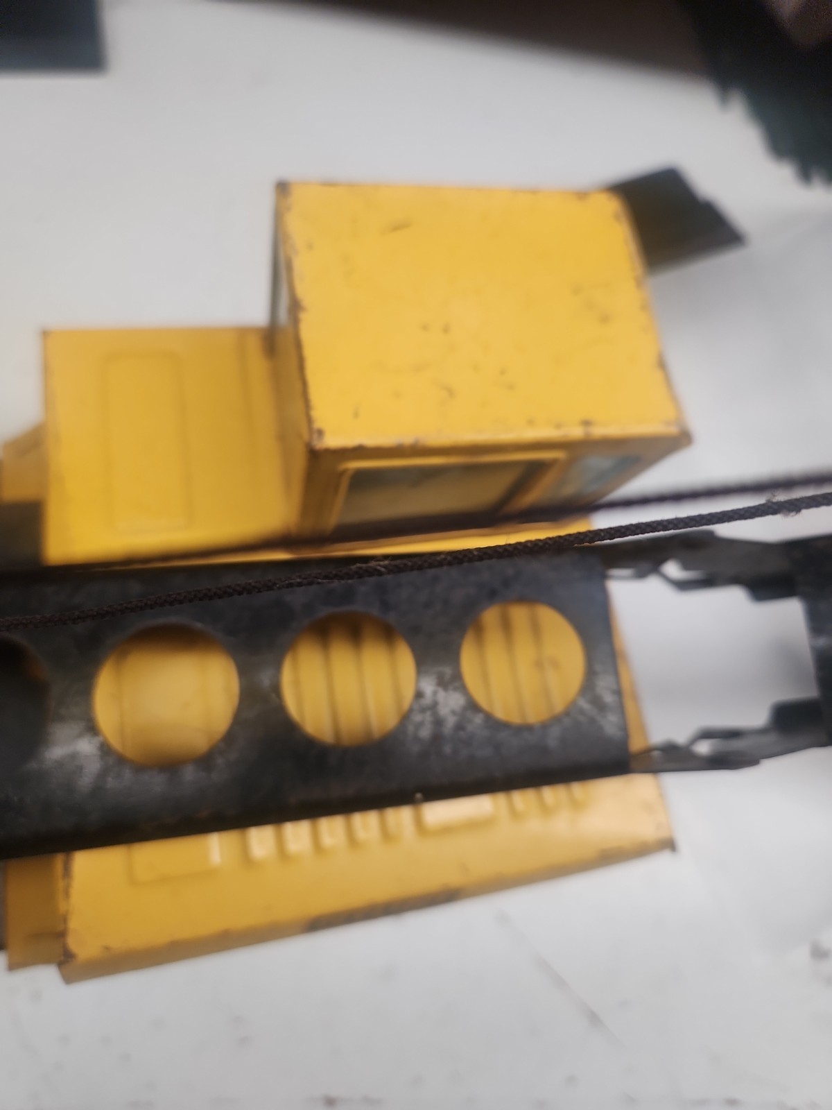 Vintage NYLINT MICHIGAN CRANE PRESSED STEEL 60&rsquo;S