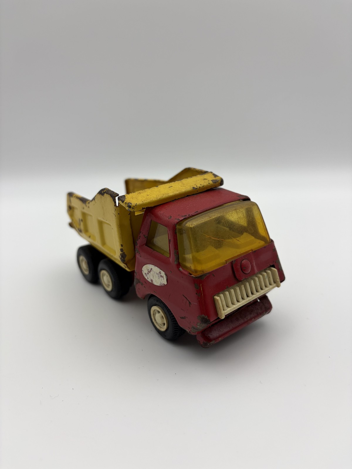 Vintage Tonka Dump Truck Toy Metal Red Yellow 6 Wheel Construction Vehicle Small