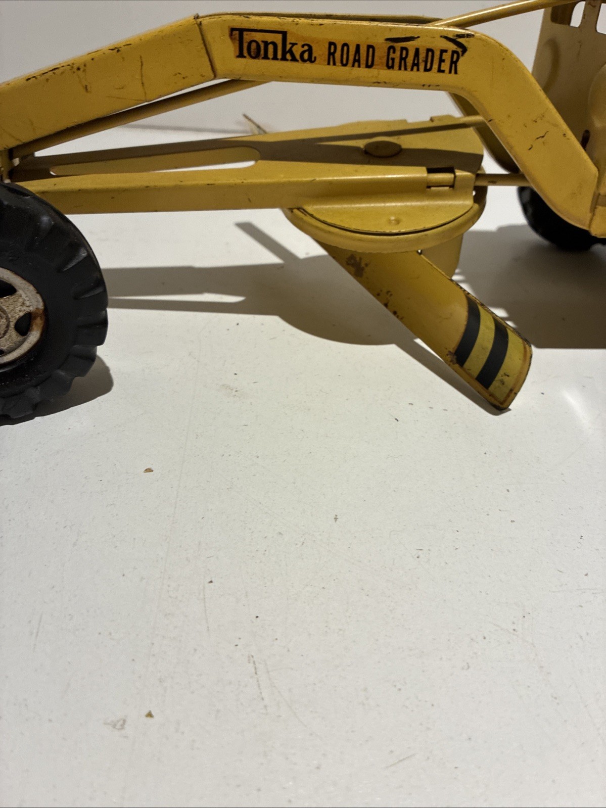 Tonka Truck ROAD GRADER DIe Cast Steel 1950-60’s 17in. Long STEERING