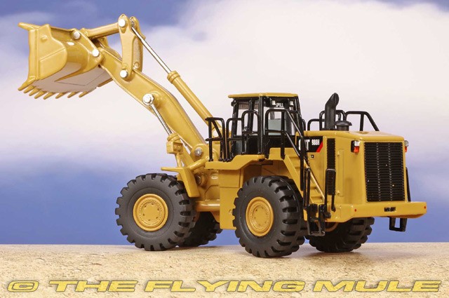 Diecast Masters 1:64 988H Wheel Loader