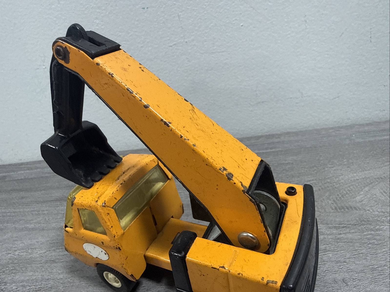 Vintage 1970s Tonka 55010 Toy Metal Excavator Backhoe 5.75&Prime; Antique Truck