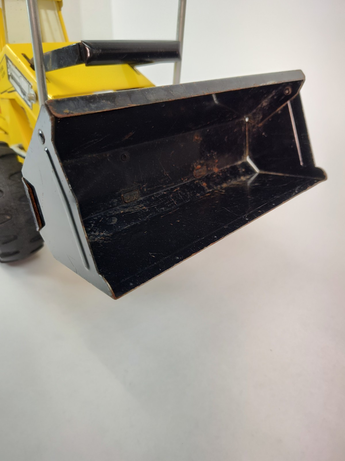 Tonka Turbo-Diesel XMB-975 Front End Loader Pressed Steel
