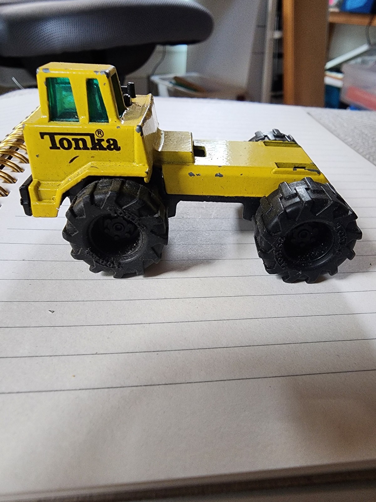 Tonka Diecast Construction Vehicle Toy Model Yellow Black 1992 Collectible