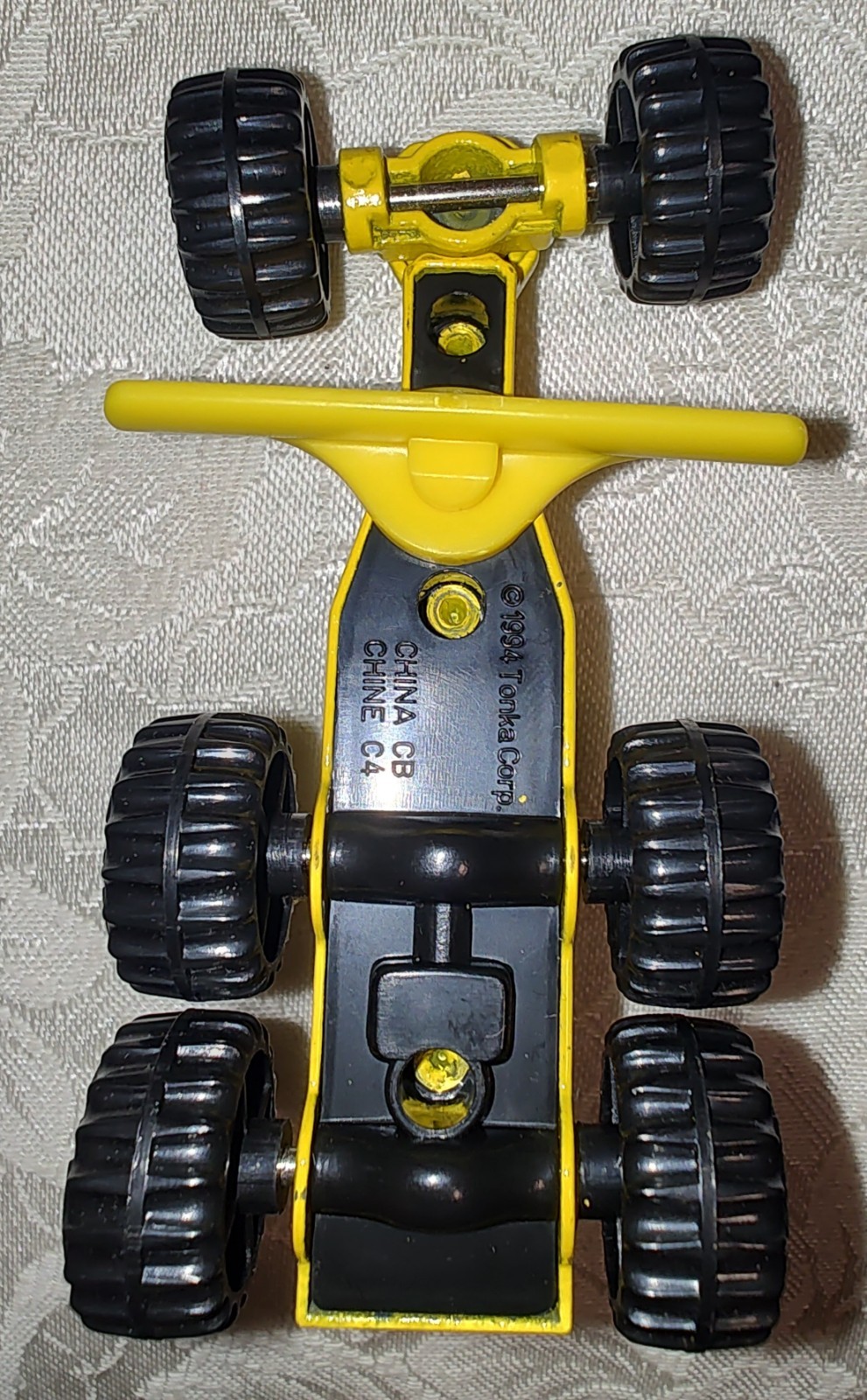 Vintage 1994 Tonka Diecast Metal Yellow Construction Road Grader 3.5&Prime; 1:64 Scale