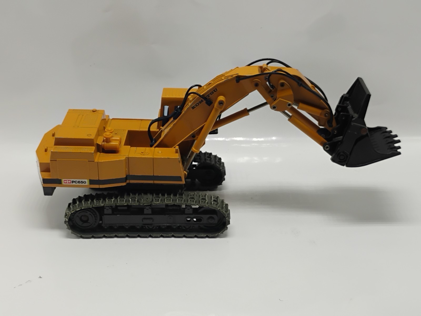 Shinsei 1:50 Scale Komatsu PC650 Loading Shovel Made In Japan