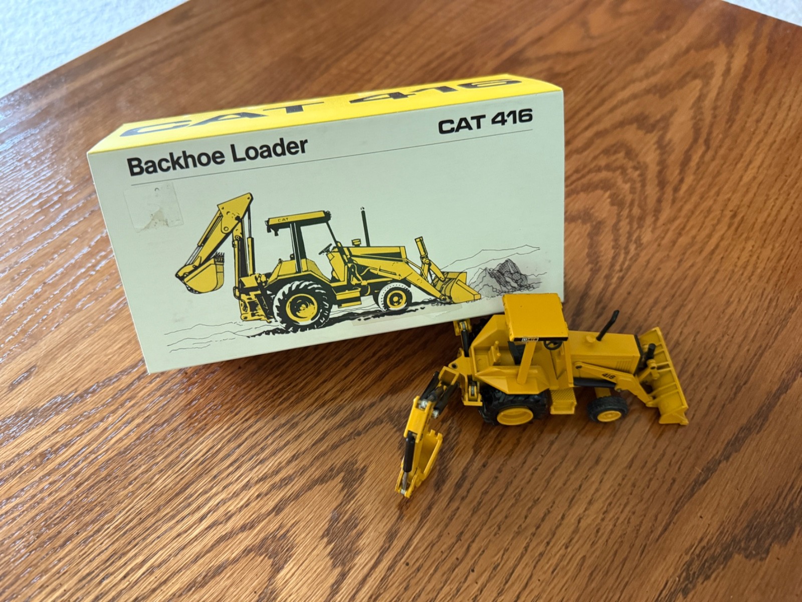 Caterpillar 416 Backhoe 1/50 – NZG #285 – Made In Germany