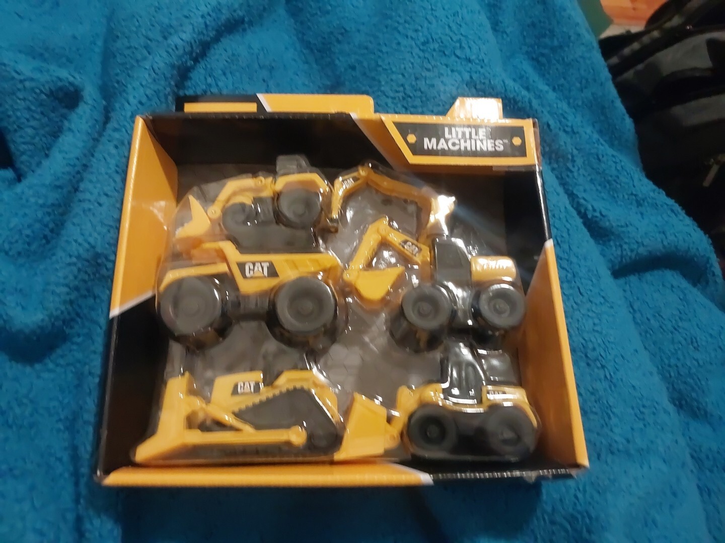 CAT Construction Toys, Little Machines 5pk Truck Toy Set, 5 Piece set