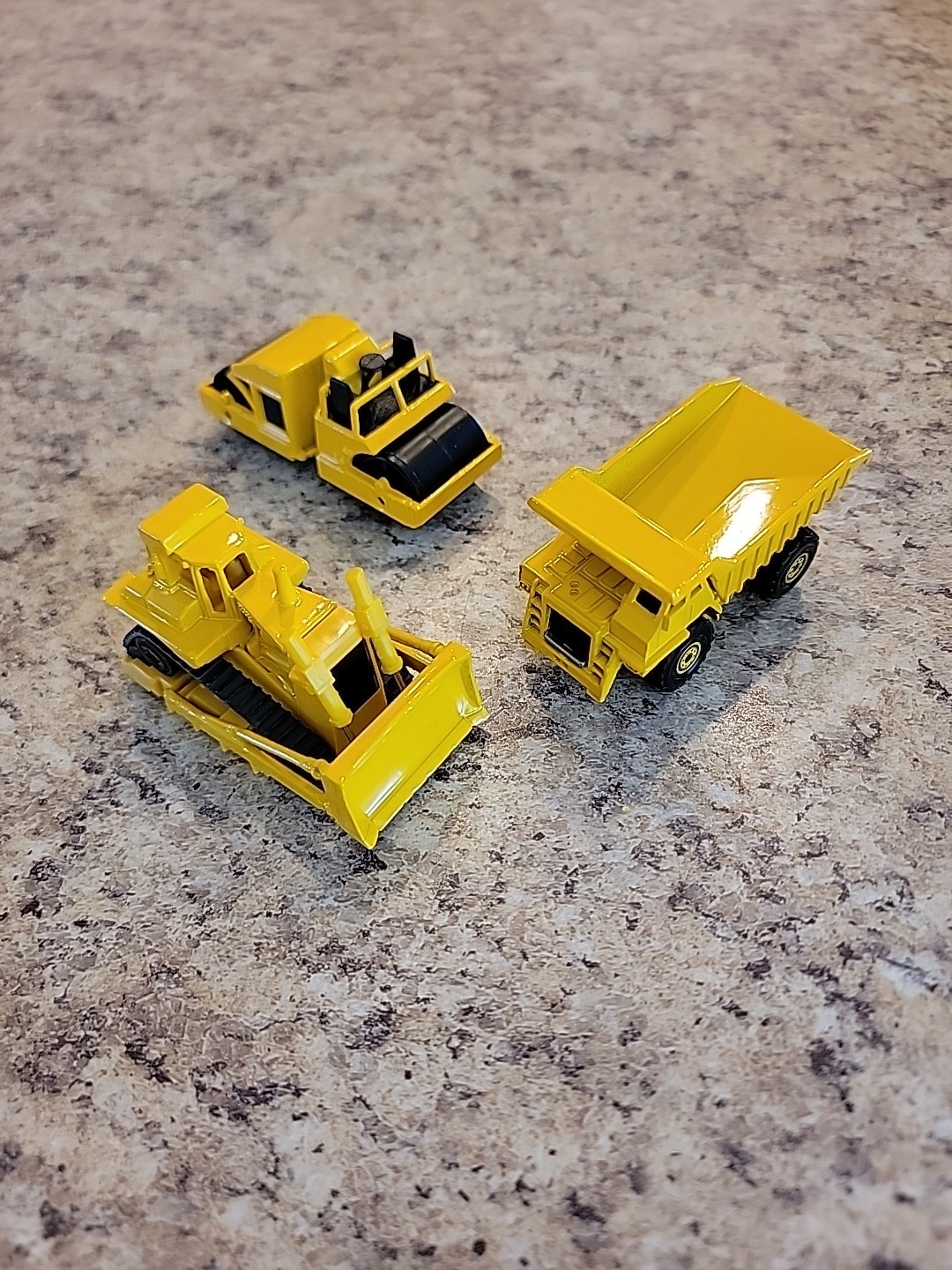 Hot Wheels 1979/80s Construction Lot 3x Dump Truck, Front Loader,Road Roller