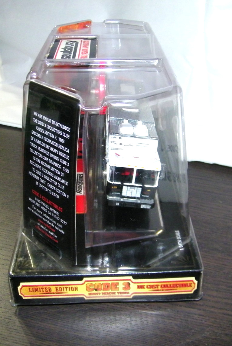 CODE 3 COLLECTIBLES 1:64 SAULSBURY HEAVY RESCUE #98 – CHIEF’S EDITION #2 12251