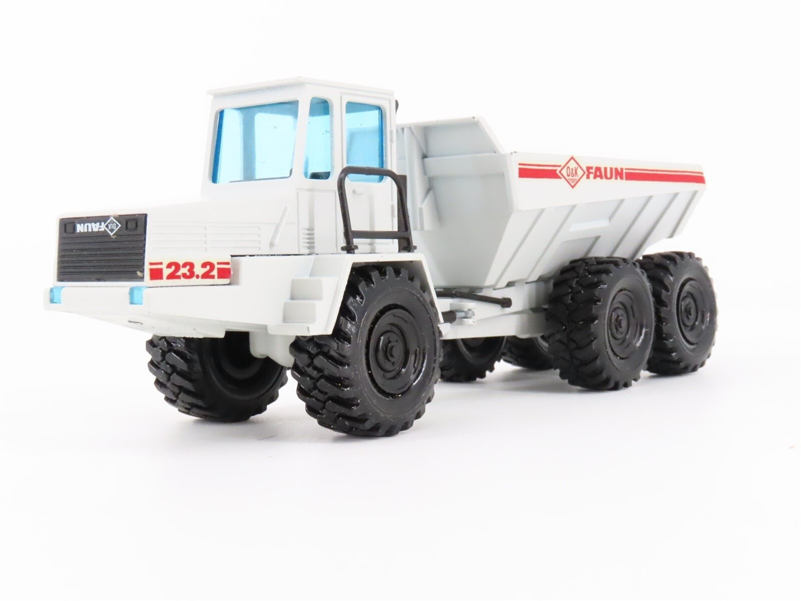 O&K Faun D23.2 Articulated Dump Truck – White – NZG 1:50 Scale Model #301 New