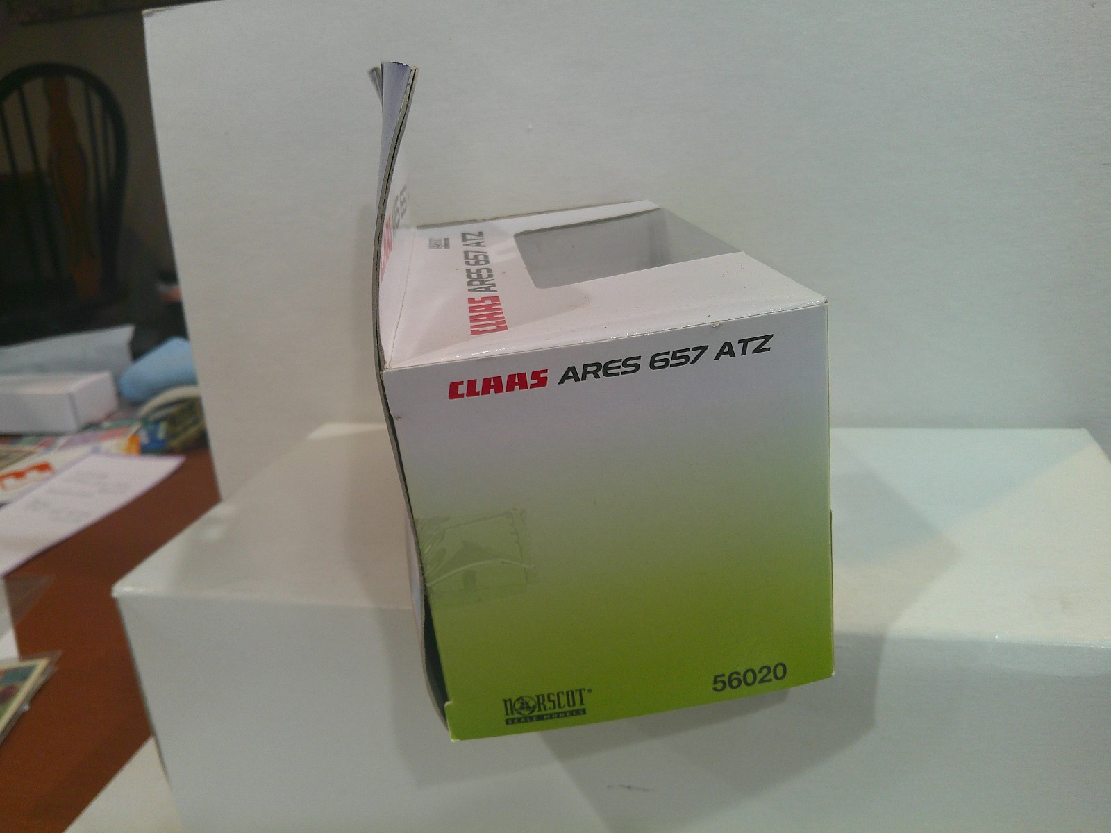 Norscot Claas Ares 657 ATZ Tractor 1:87 Scale Light Green VG Fair Box