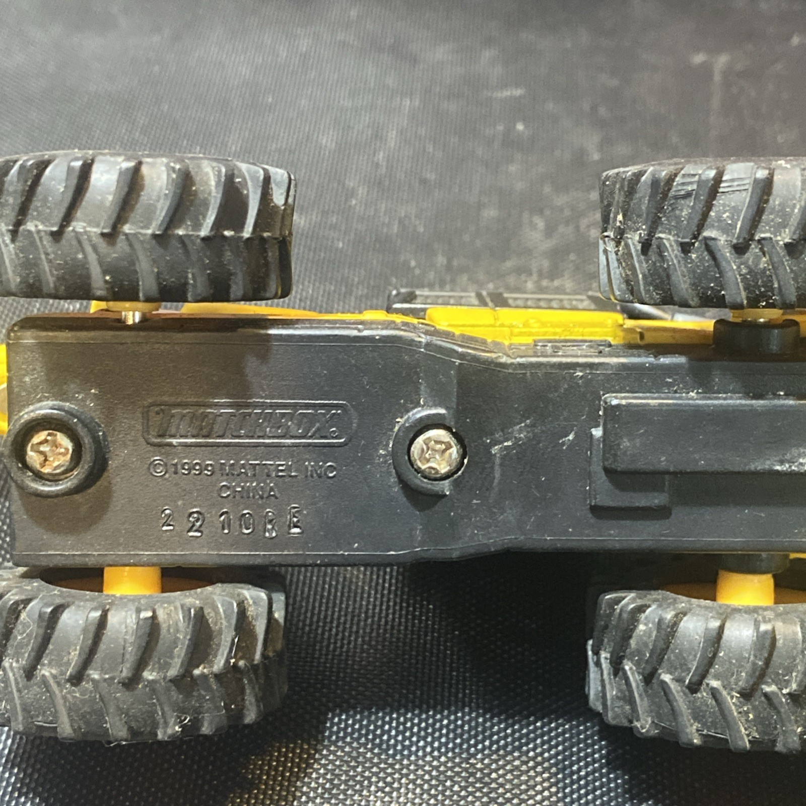 1999 Matchbox Caterpillar CAT Grapple Skidder Log Tree Cutter 6.5” Length