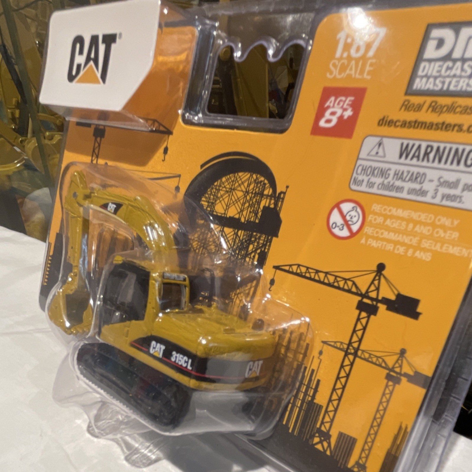 Diecast Masters CAT 315CL Excavator Model 1:87 Scale Yellow Black