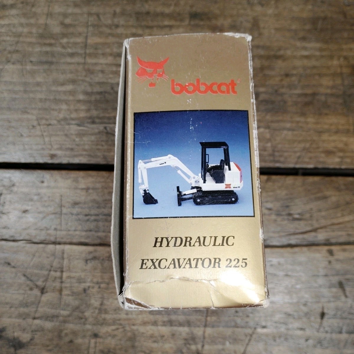 Bobcat Hydraulic Excavator 225 DieCast Melroe NIB 1/25 Tractor Toy New Clover