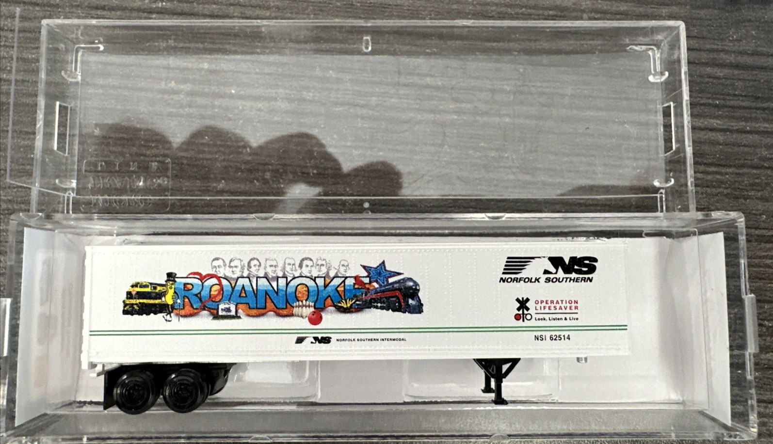 Micro-Trains N Scale 2014 Roanoke Cityscape Trailer – Norfolk Southern NIB!