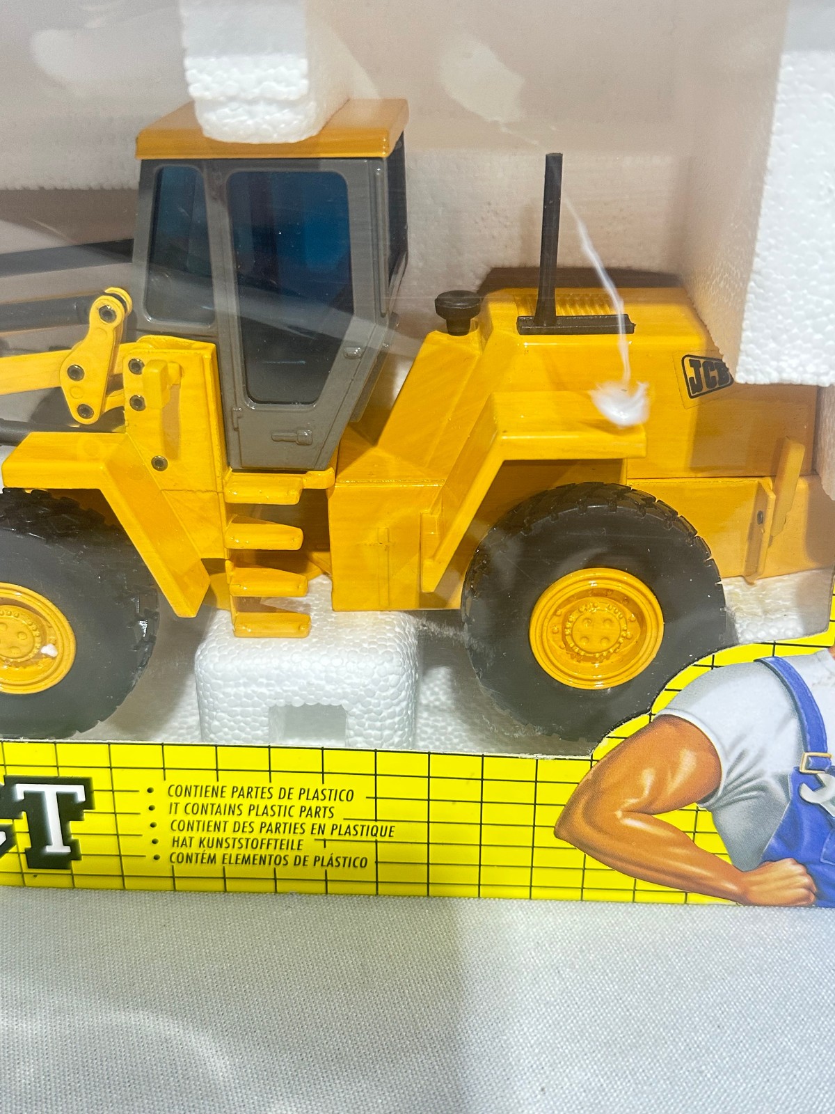 JCB 435 Wheel Loader By Joal 1/35th Scale