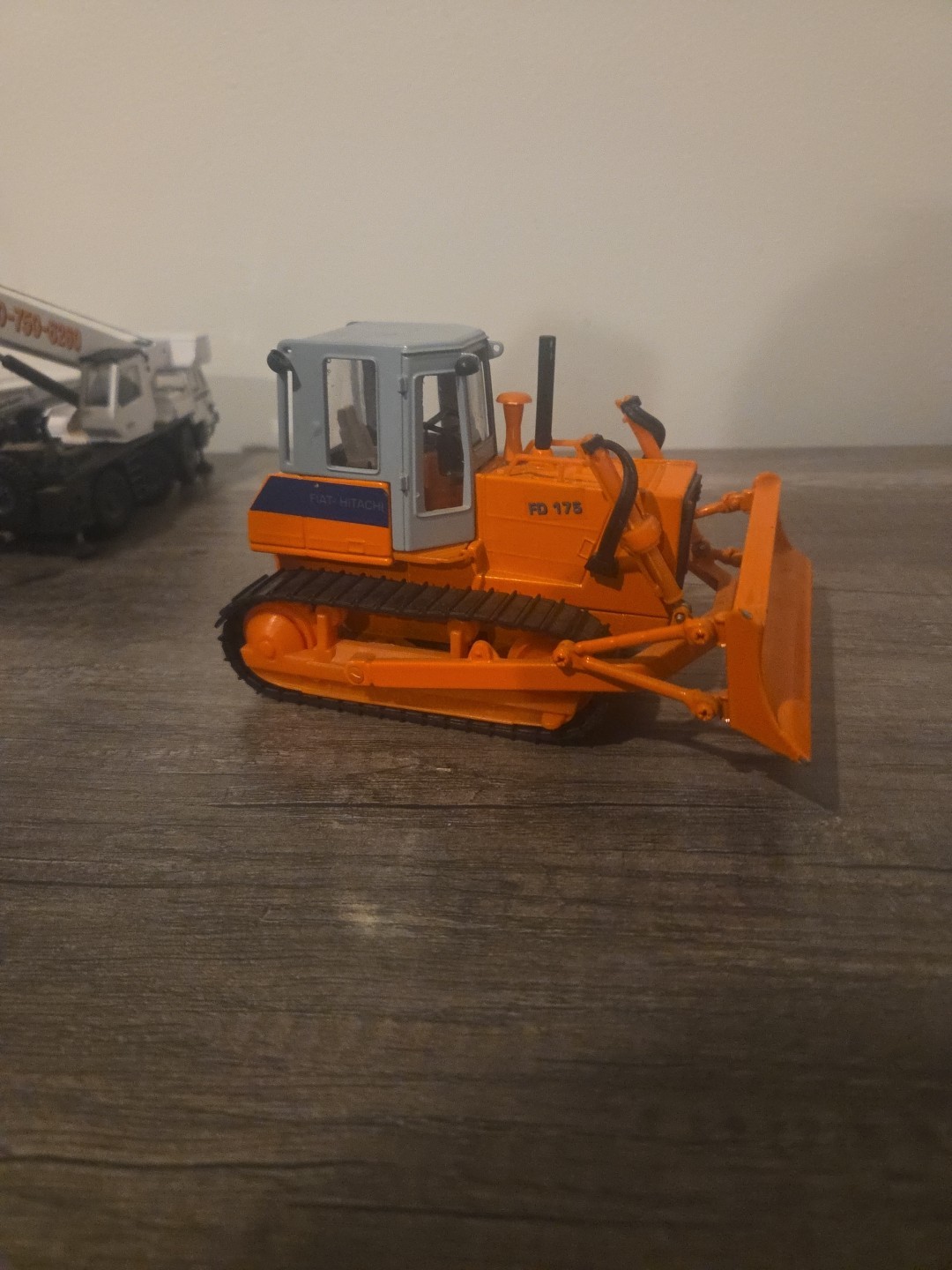 1:50 1:321:87Diecast Construction Equipment JOAL,ERTL,Siku Excavator,Semi Trucks