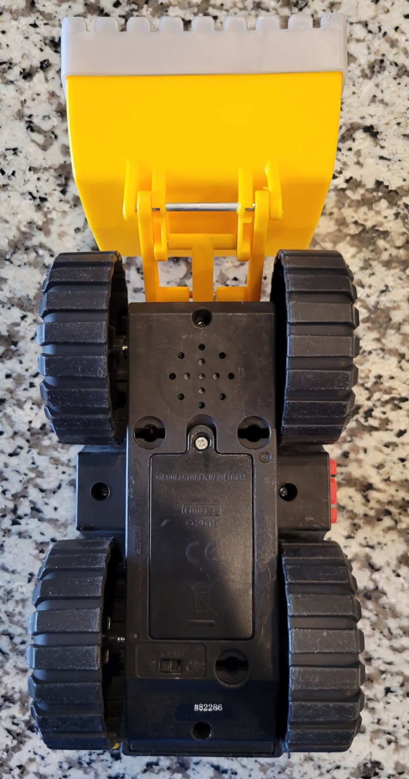 CAT Construction Toy, Tough Machines Toy Front Loader With Lights And Sounds.