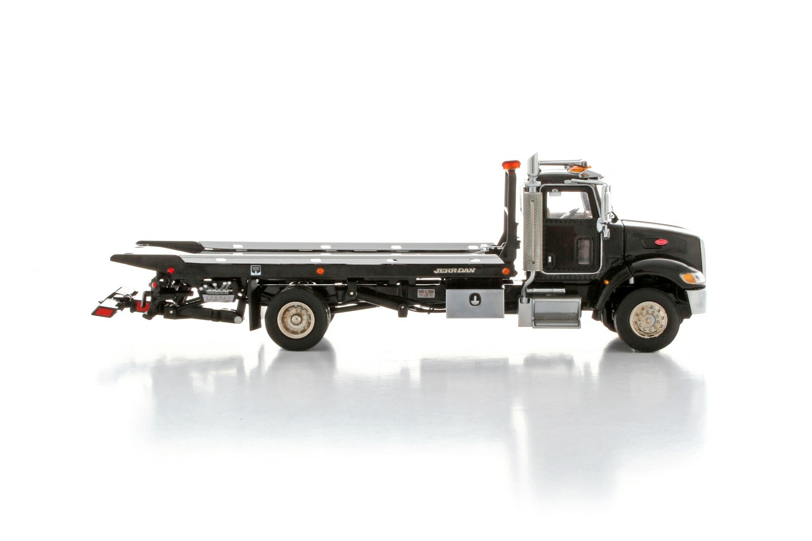 Peterbilt Jerr-Dan Rollback Truck – « BLACK » – 1/50 – TWH #080-01100