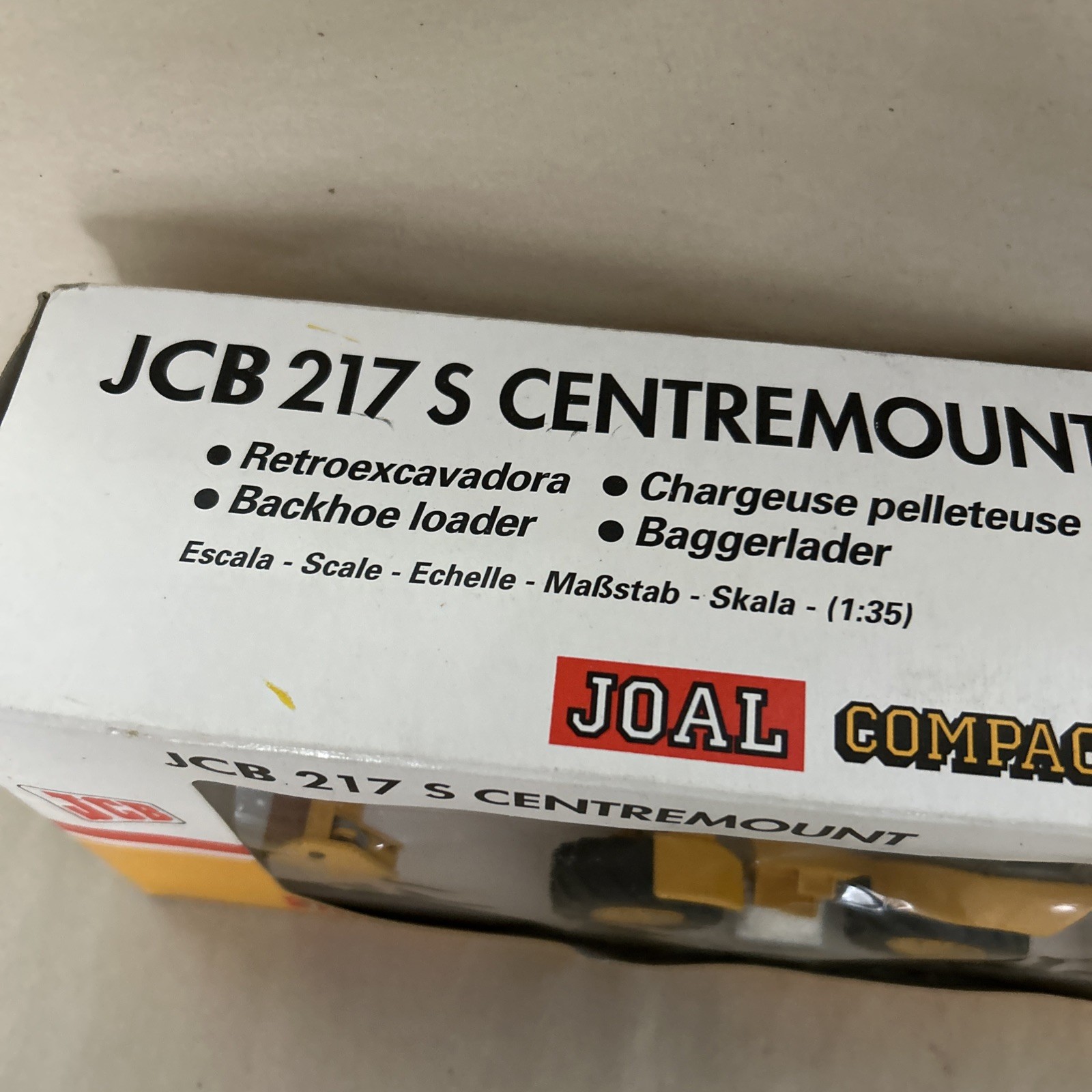 JOAL – JCB 217S Centremount Excavator Diecast 1/35 Scale – Precision box8 10
