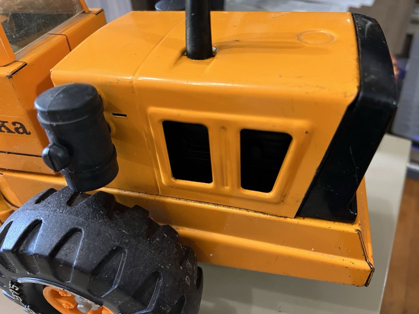 1974-75 Mighty Tonka Grader with side blade orange played with condition