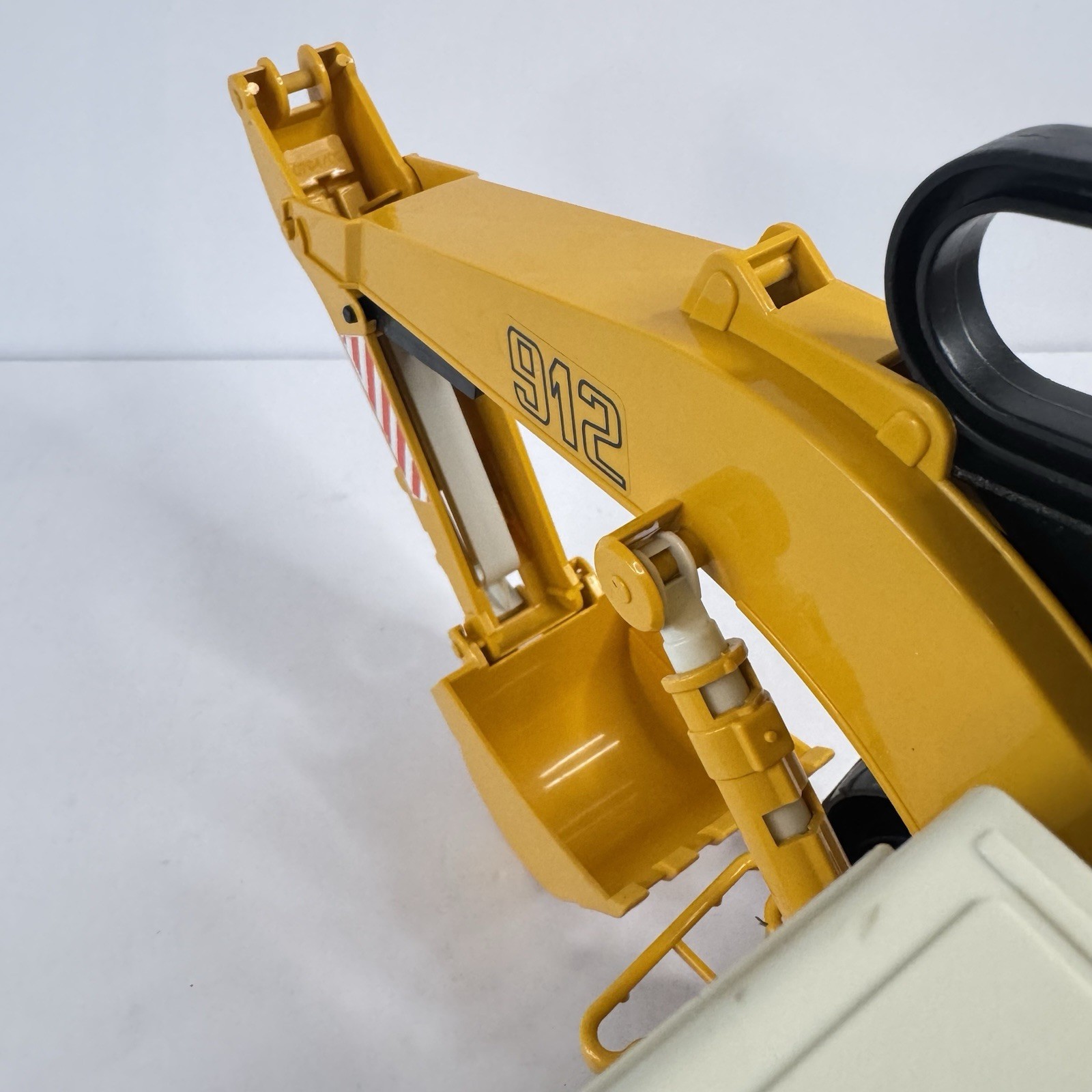 Bruder Toys Liebherr 912 Power Shovel Excavator Backhoe Digger Truck GERMANY